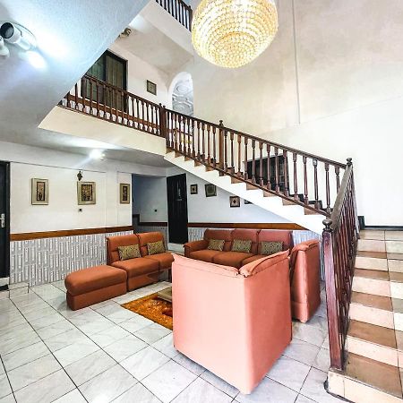 Hill View Hotel Mccarthy Hills Botianaw Dış mekan fotoğraf
