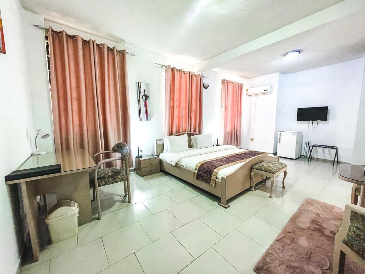Hill View Hotel Mccarthy Hills Botianaw Dış mekan fotoğraf