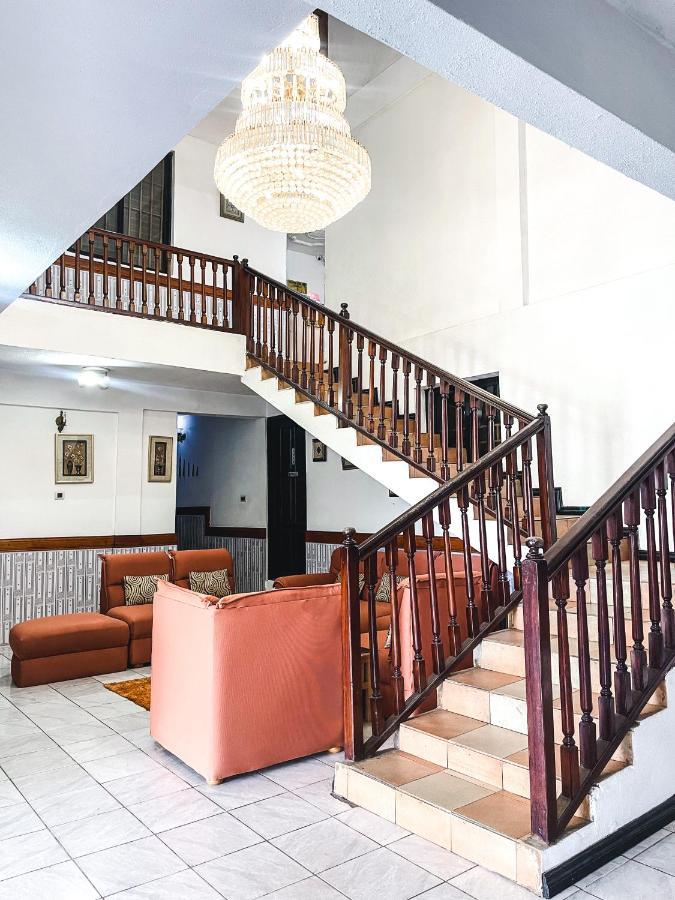 Hill View Hotel Mccarthy Hills Botianaw Dış mekan fotoğraf