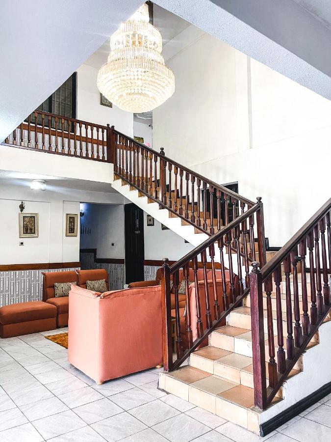 Hill View Hotel Mccarthy Hills Botianaw Dış mekan fotoğraf