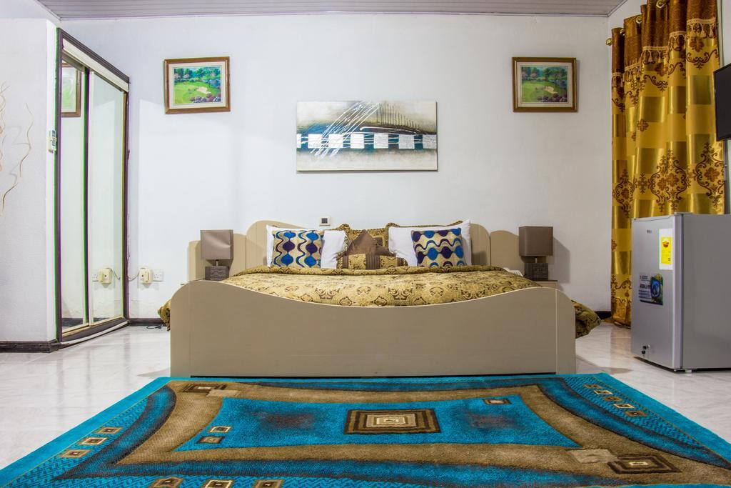 Hill View Hotel Mccarthy Hills Botianaw Dış mekan fotoğraf