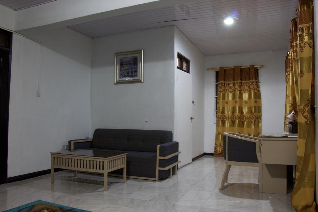 Hill View Hotel Mccarthy Hills Botianaw Dış mekan fotoğraf