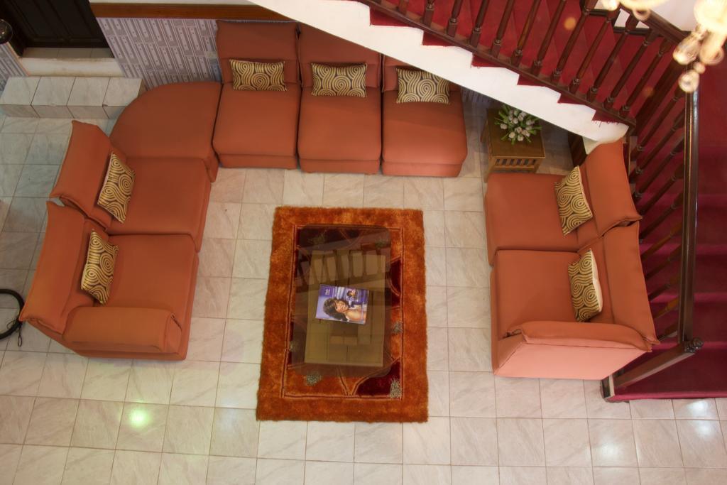 Hill View Hotel Mccarthy Hills Botianaw Dış mekan fotoğraf