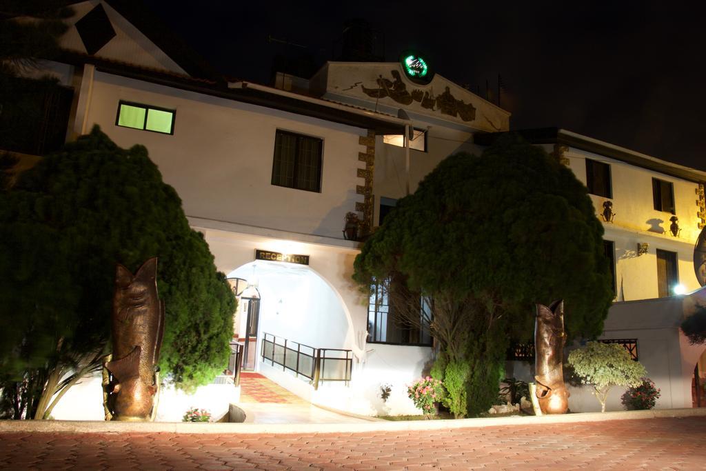 Hill View Hotel Mccarthy Hills Botianaw Dış mekan fotoğraf