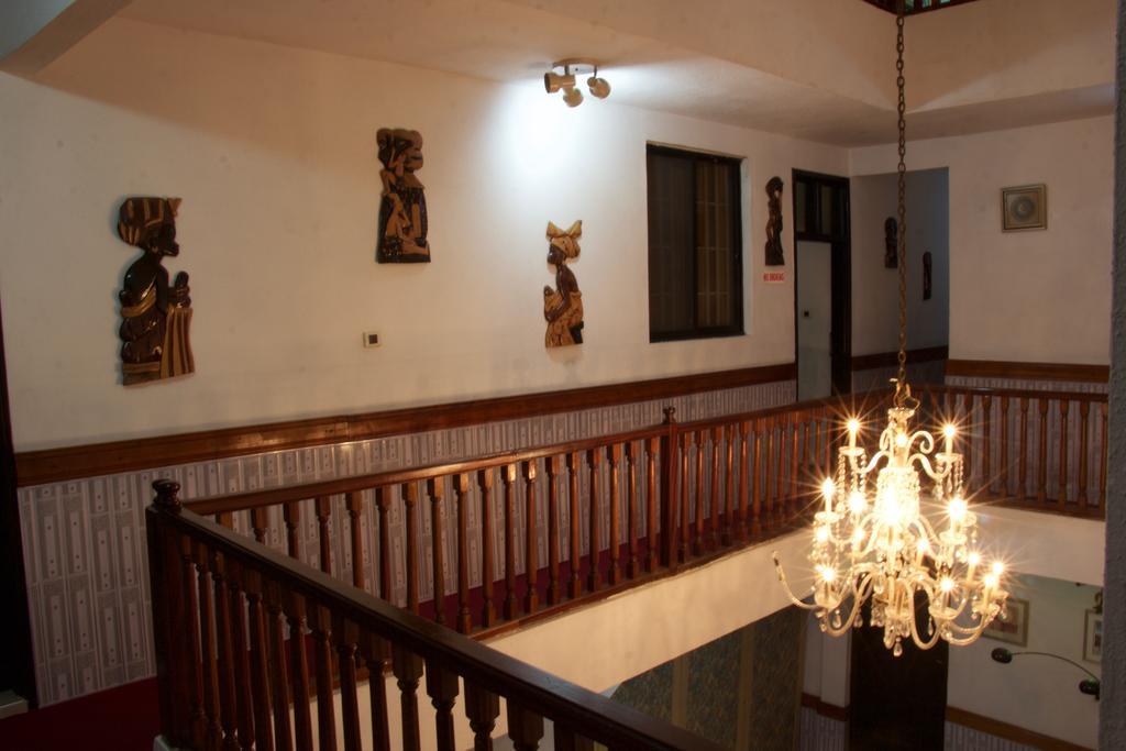 Hill View Hotel Mccarthy Hills Botianaw Dış mekan fotoğraf
