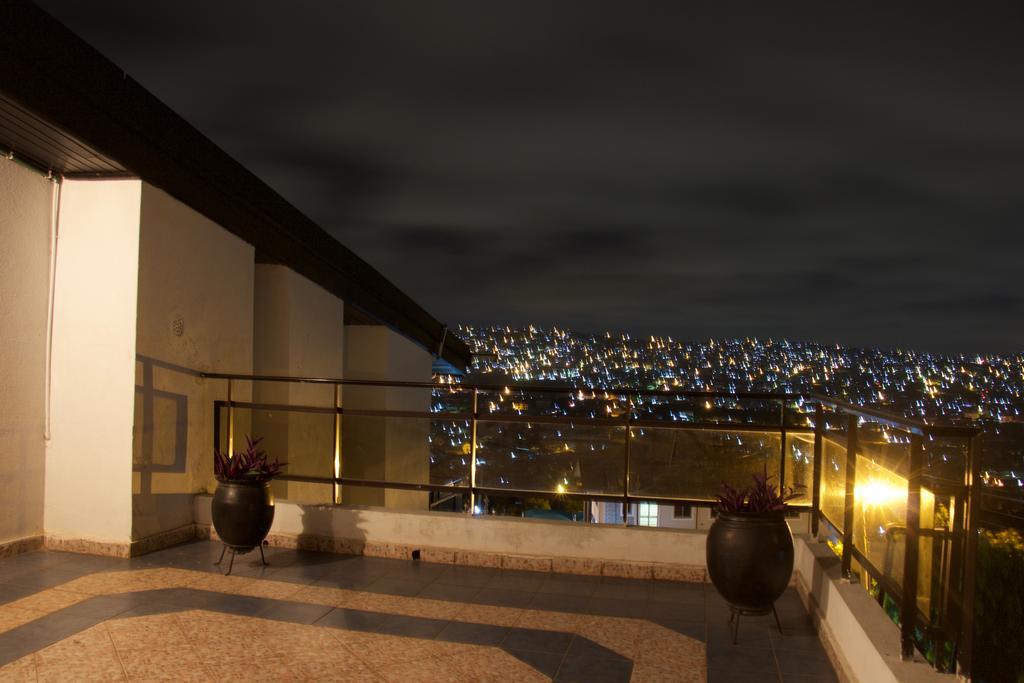 Hill View Hotel Mccarthy Hills Botianaw Dış mekan fotoğraf